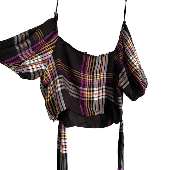 Criss Cross Tie Puffy Sleeve off the Shoulder Plaid Summer Crop Top - Picture 4 of 5